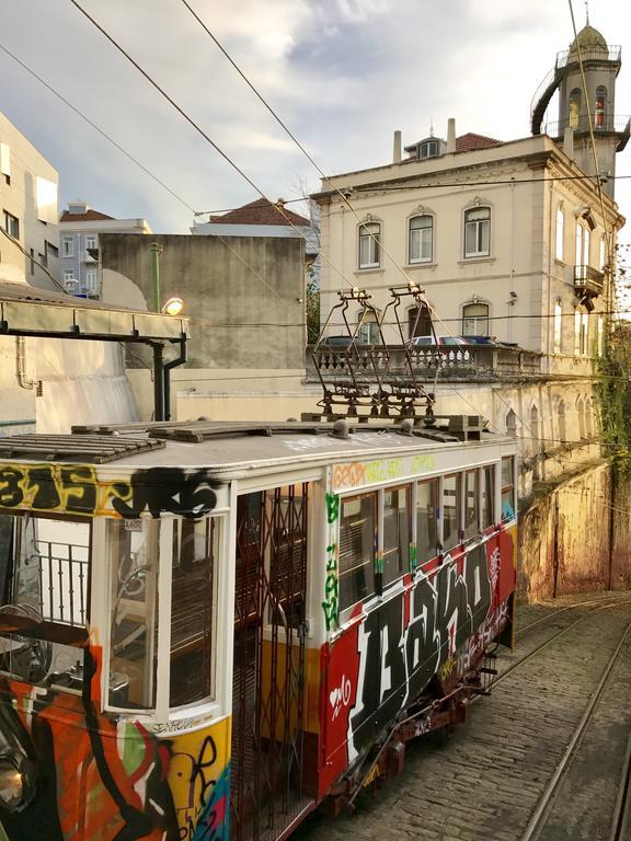 Lavra Tram Apartment Лісабон Екстер'єр фото
